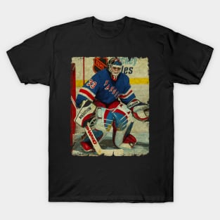 Jamie McLennan, 2003 in New York Rangers (0 Shutouts) T-Shirt